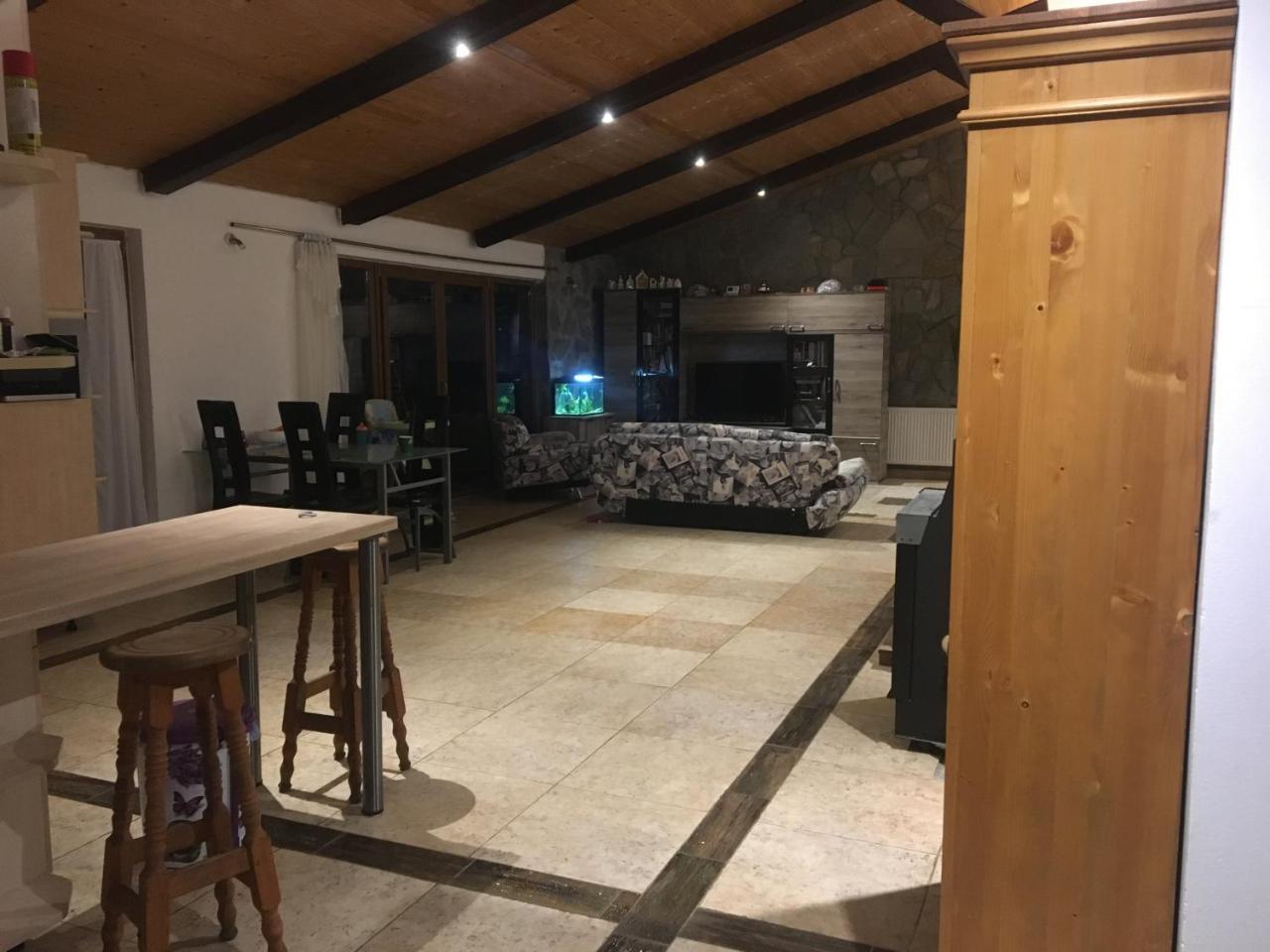 Old Stone Villa Obarok Zewnętrze zdjęcie