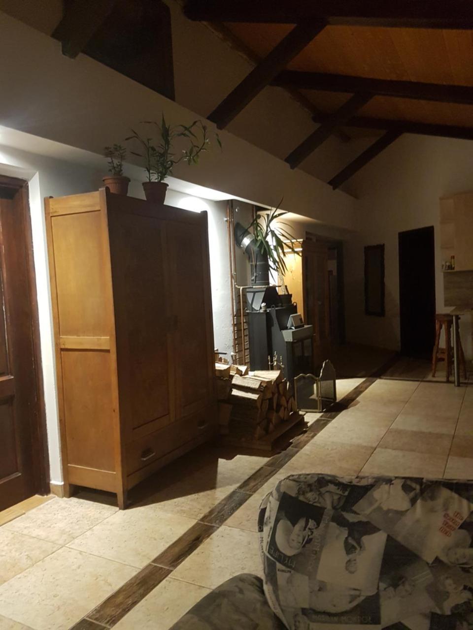 Old Stone Villa Obarok Zewnętrze zdjęcie
