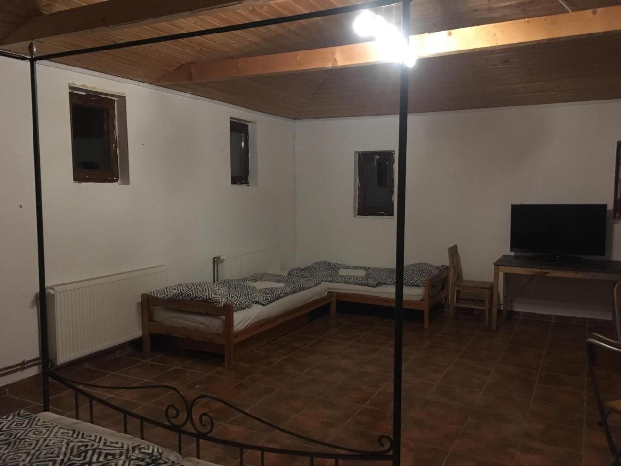 Old Stone Villa Obarok Zewnętrze zdjęcie