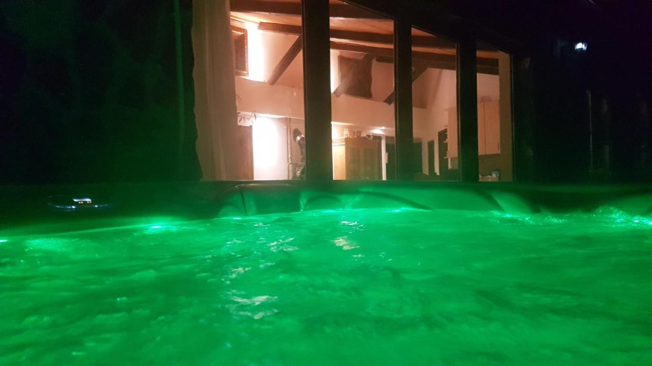 Old Stone Villa Obarok Zewnętrze zdjęcie